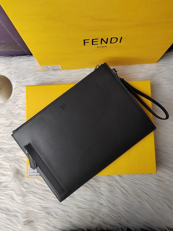 超激安ブランド財布偽物背面デザイン